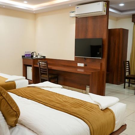 Sri Krishna Inn - Kempegowda Airport Bangalore Devanahalli Kültér fotó