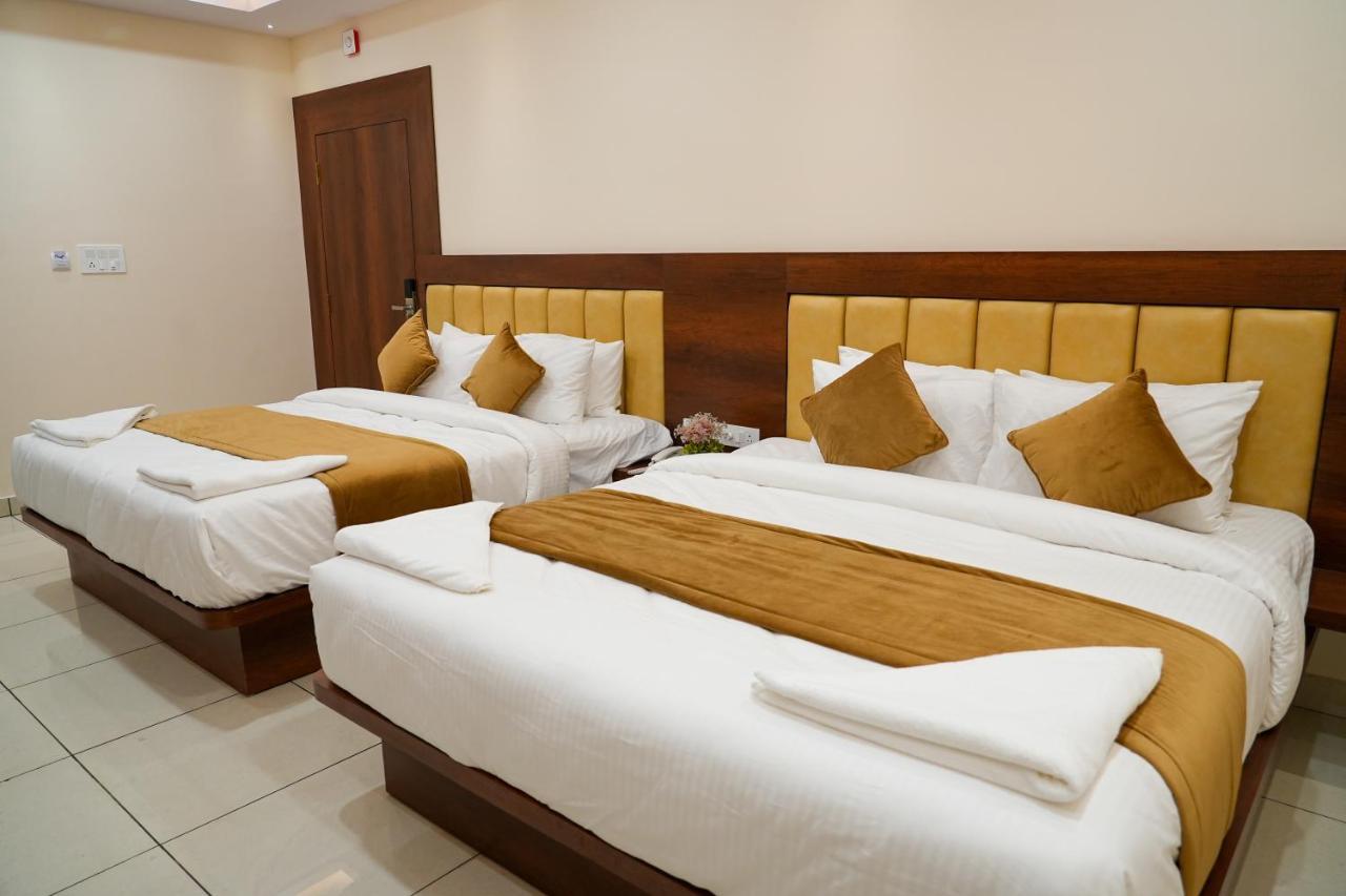 Sri Krishna Inn - Kempegowda Airport Bangalore Devanahalli Kültér fotó